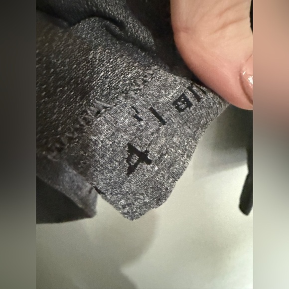 Lululemon Swiftly Tech Long Sleeve Lace Design Gray - Picture 7 of 7